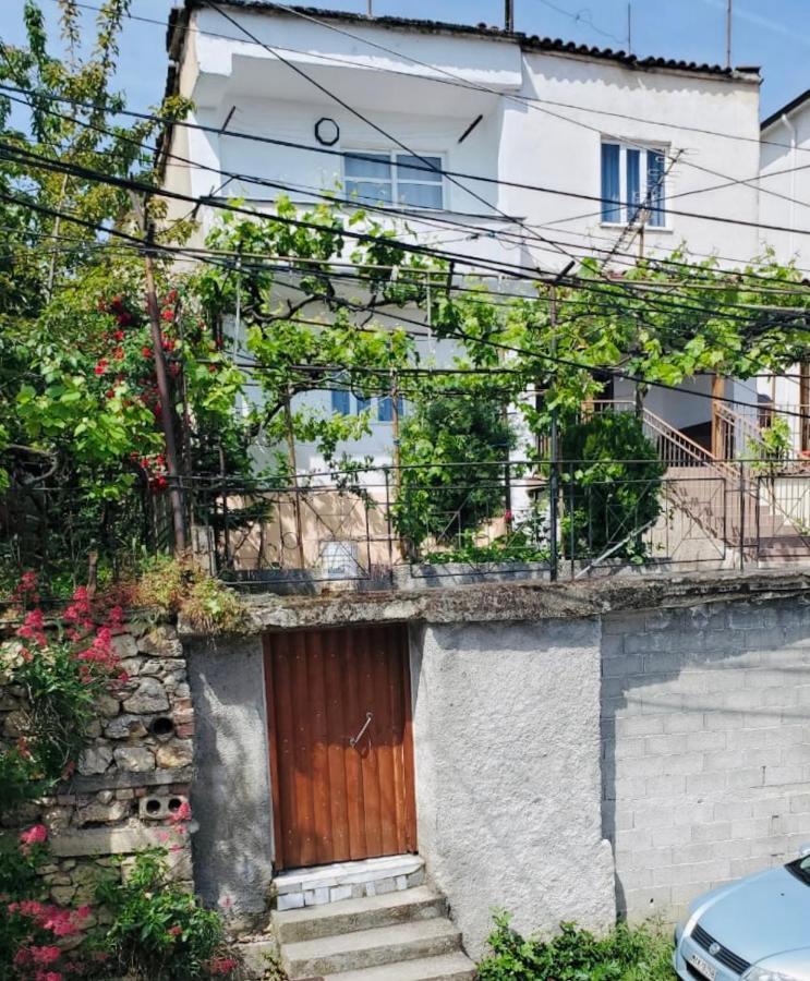 Lake Ohrid Guesthouse "Villa Valentina" Pogradec Luaran gambar