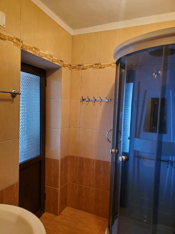 Lake Ohrid Guesthouse "Villa Valentina" Pogradec Luaran gambar