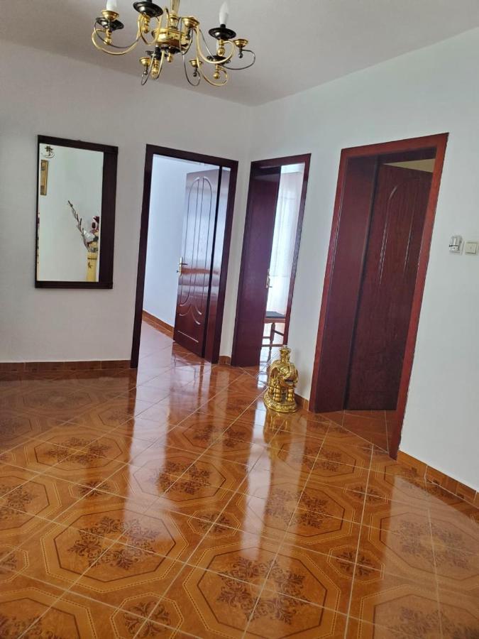 Lake Ohrid Guesthouse "Villa Valentina" Pogradec Luaran gambar